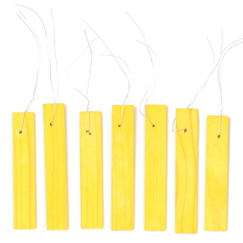 Etichetta da appendere in legno giallo