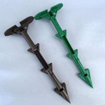 Chiodo in polipropilene per pacciamature e manicotti dissuasori - venduto in confezione da 10